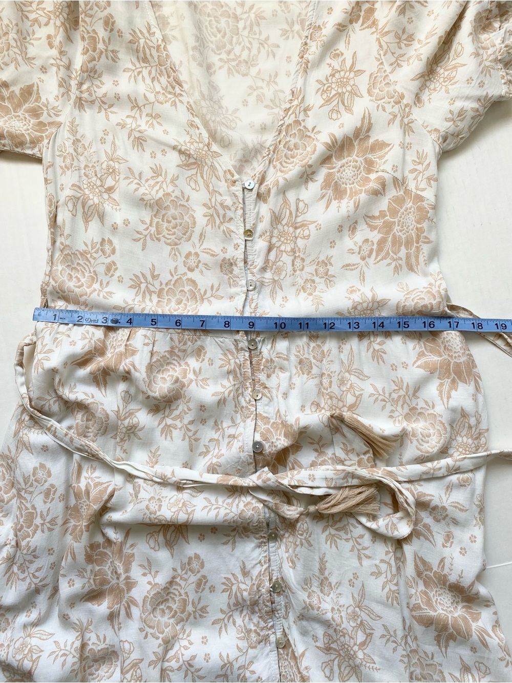 Petal & Pup Floret Floral High-Low Maxi Dress Cream Gold Tan Boho Size 12 - Picture 11 of 12